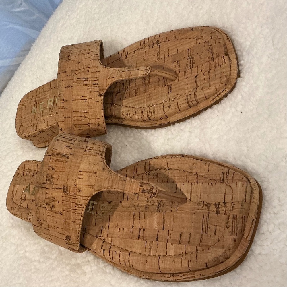 Aerosole thong sandals